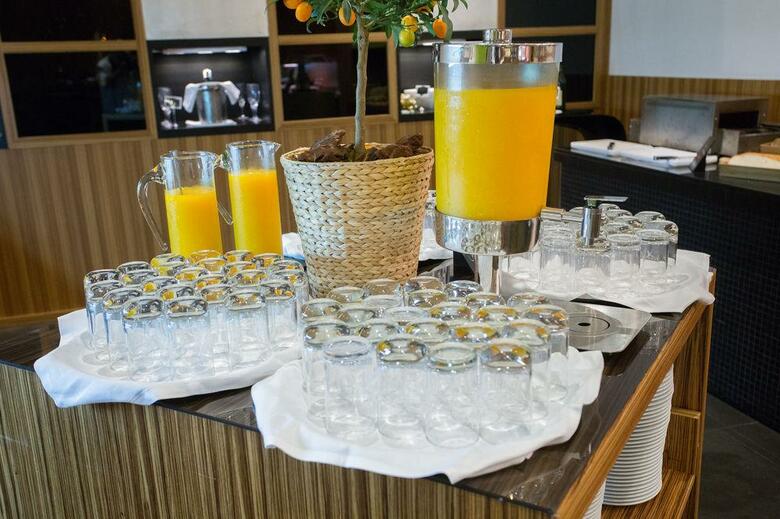 Hotel Barcel� M�laga
