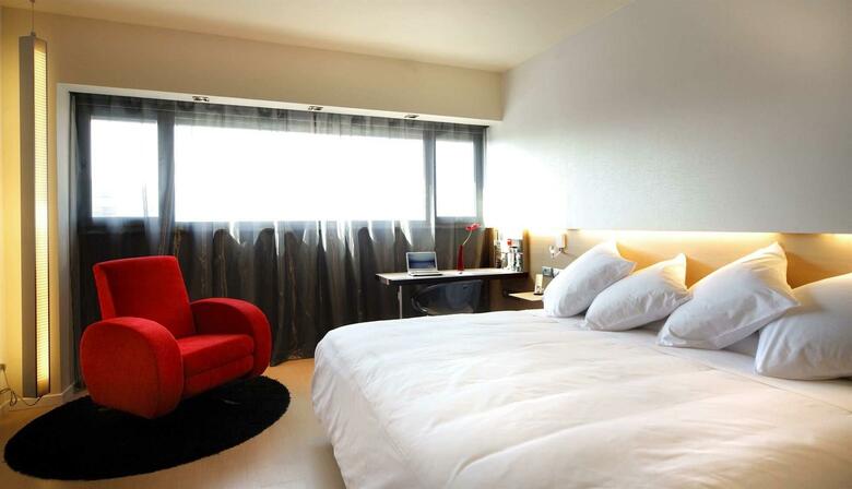 Hotel Barcel� M�laga