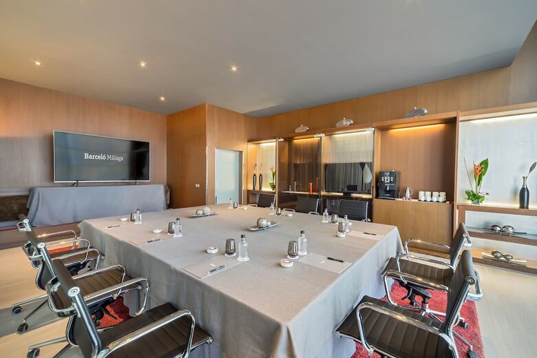 Hotel Barcel� M�laga