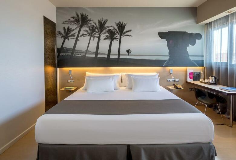 Hotel Barcel� M�laga