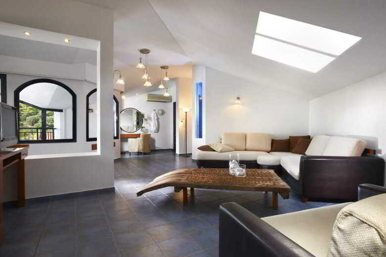 Hotel Athena Pallas Village