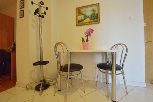 Apartamento Atlas Accommodation Studio Romana De Lux