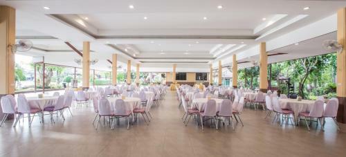 Juntra Resort & Hotel