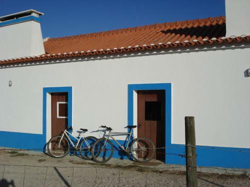 Montadinho Houses
