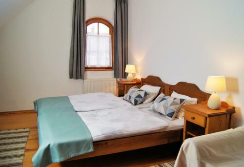 Hostal R�cz Fogad�