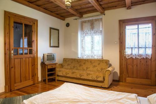 Hostal R�cz Fogad�