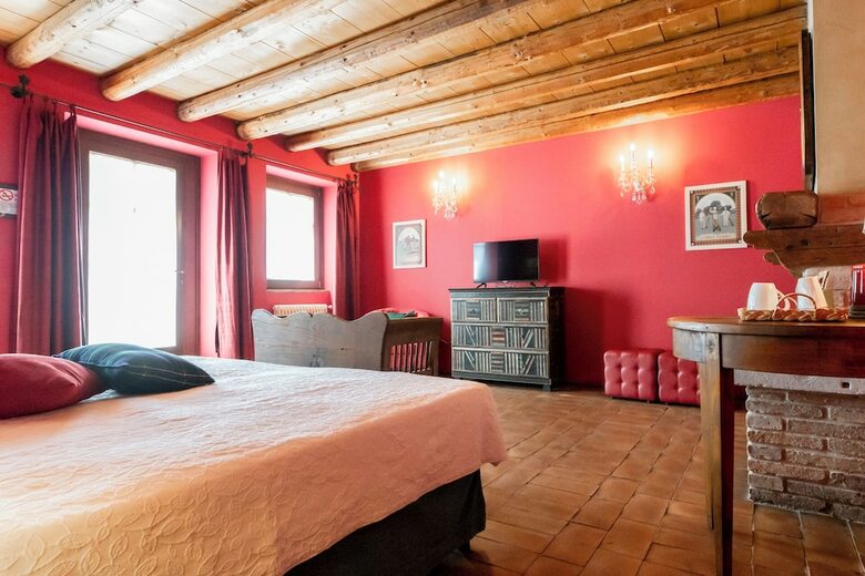 Hostal Musella Winery & Relais
