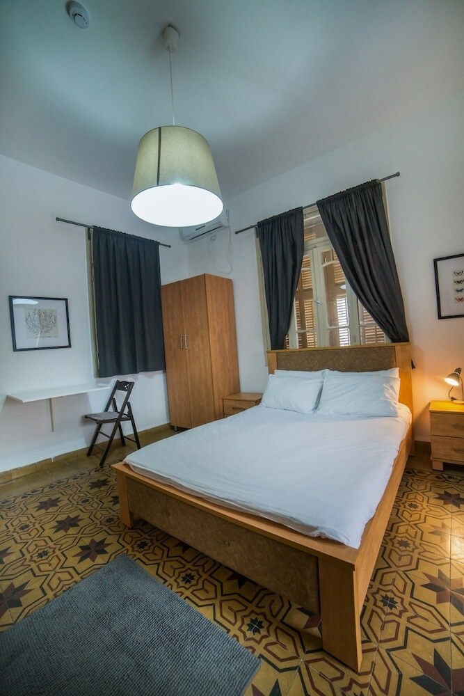 Eden Hotel