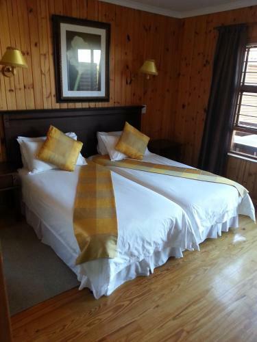 Aston Woods Bed And Breakfast