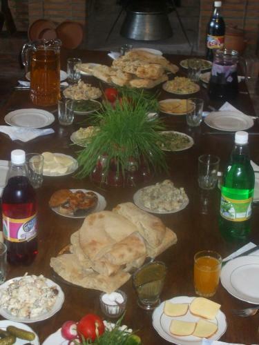 Hostal Tsinandlis Edemi