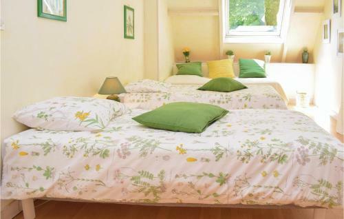 Holiday Home Manche P-854