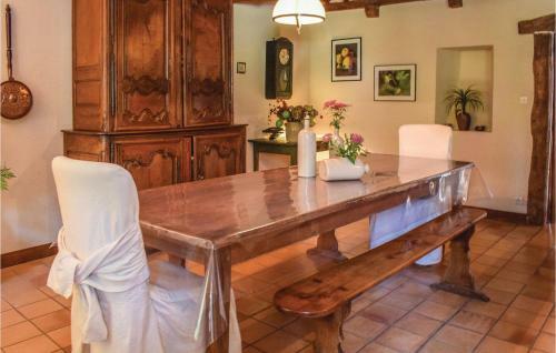 Holiday Home Manche P-854