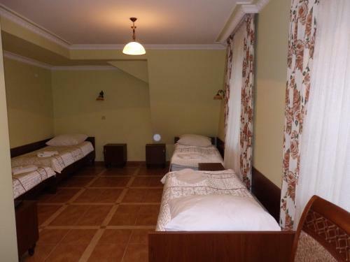 Hostal Dw�r Bartnika