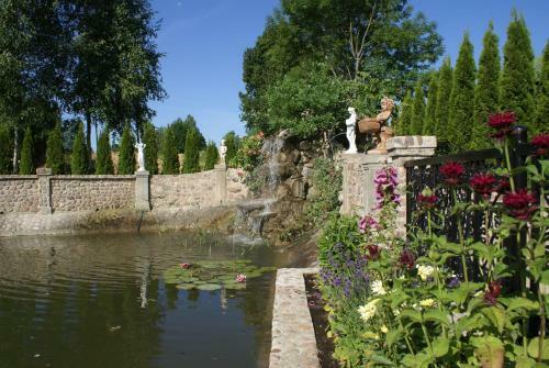 Hostal Dw�r Bartnika