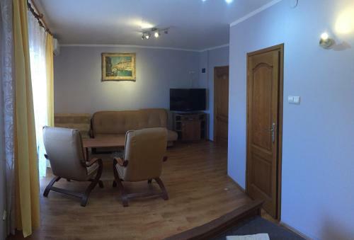 Hostal Pensjonat Przy B?oniach