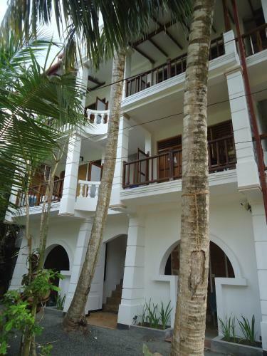 Hostal Sky Garden Guest House