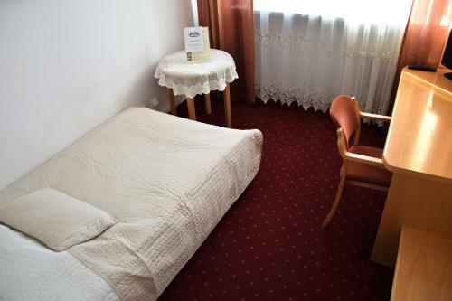 Hostal Centrum Konferencyjne Ibib Pan