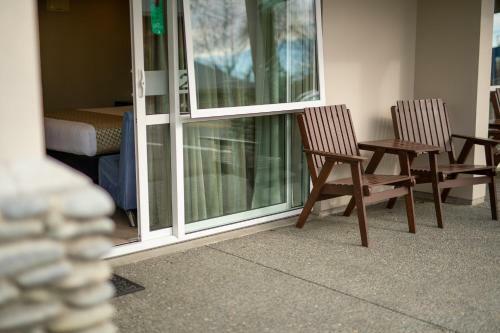 Riverstone Motel