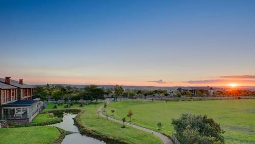 Lodge Tintswalo Waterfall