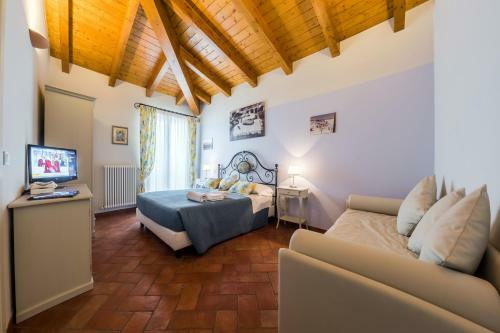 Hostal Agriturismo Acetaia Sereni