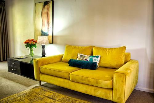 Hostal Browns Manor