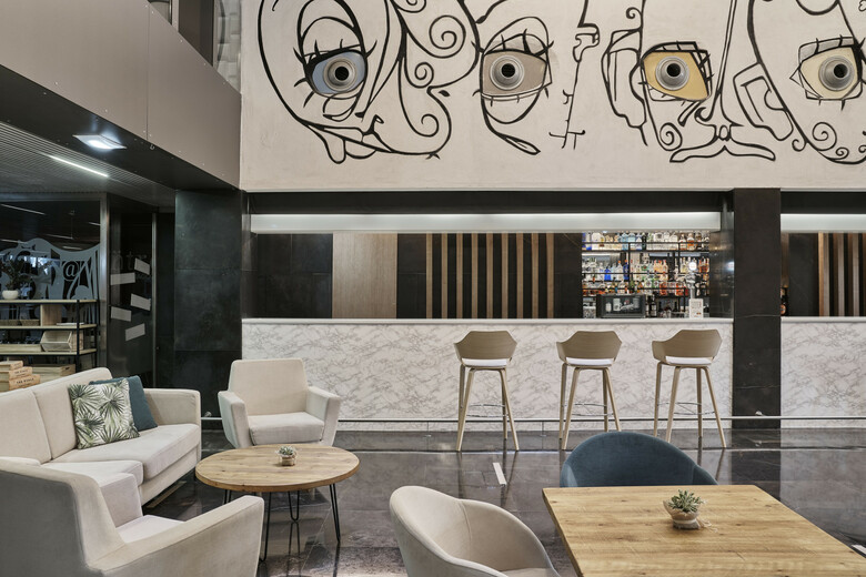 Hotel Vincci Zentro Zaragoza
