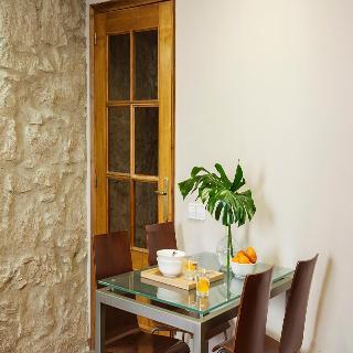 Ainb Las Ramblas-guardia Apartments