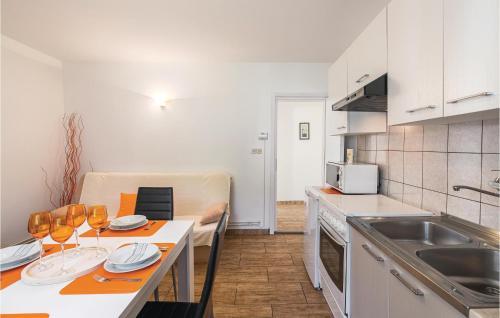 Holiday Home Topid VI