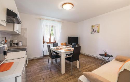 Holiday Home Topid VI