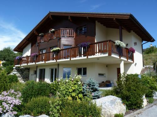 Bed & Breakfast Chalet Des Alpes