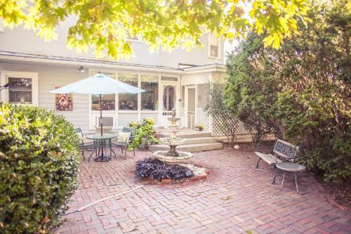 Silver Heart Inn Bed And Breakfast