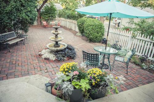 Silver Heart Inn Bed And Breakfast