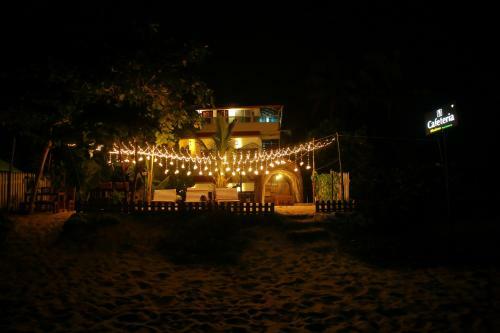 Hotel Shalom Beach Residency
