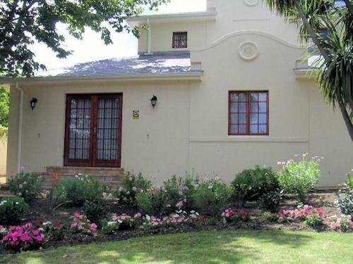 Hostal Palm House Luxury Guest House