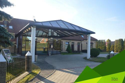 Hotel Trawa