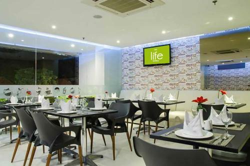 Hotel Midtown Xpress Kusuma Bangsa Surabaya