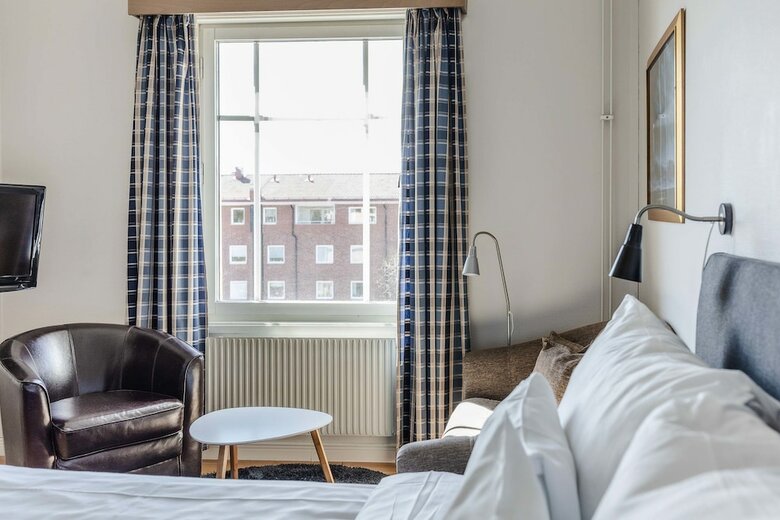 Hotel Pite� Stadshotell