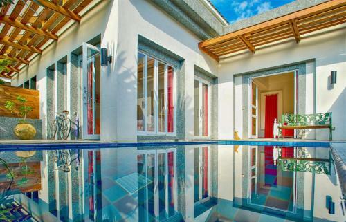 Hotel Papago International Resort