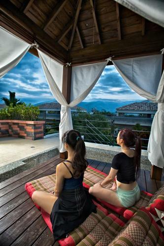 Hotel Papago International Resort