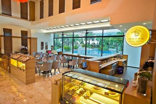 Hotel Papago International Resort