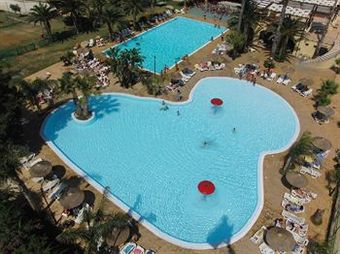 Hostal Sporting Club Village
