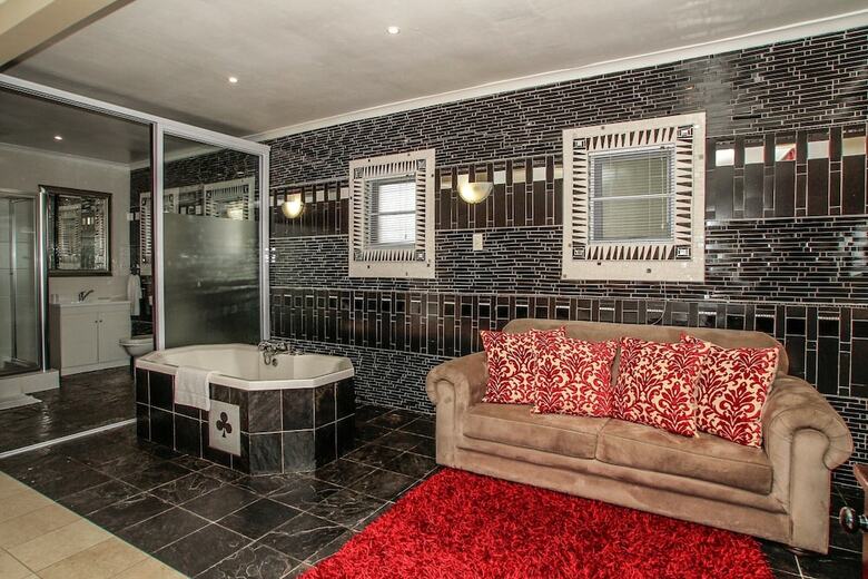 Hostal Chartwell Guest House
