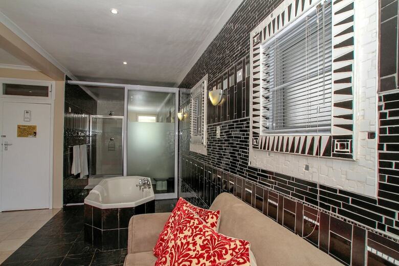Hostal Chartwell Guest House