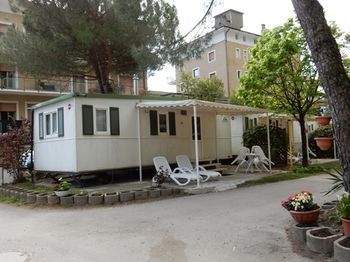 Hostal Camping Daino