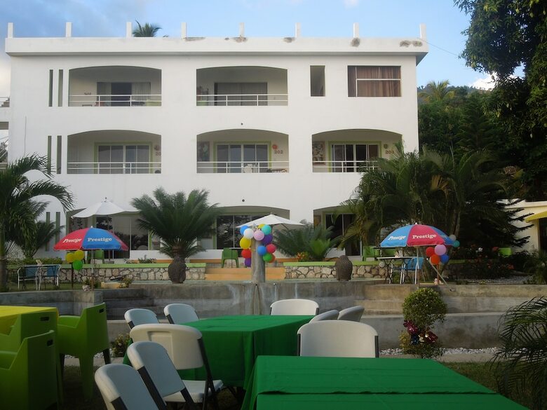 Hotel Kabic Beach Club