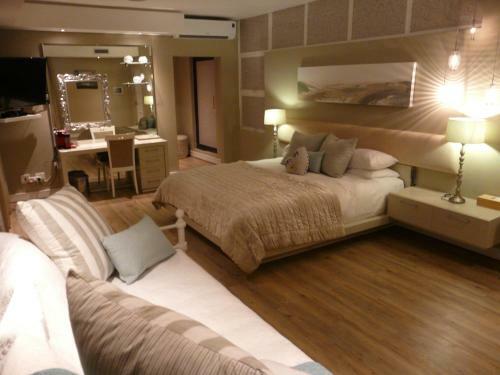 Hostal Laluxe