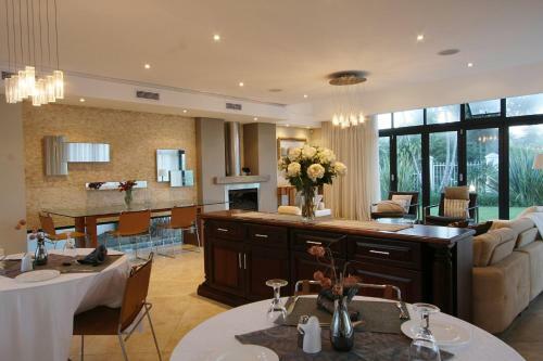 Hostal Laluxe