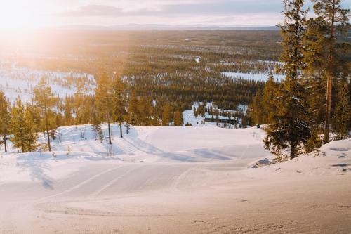 Lodge T�nn�skr�ket