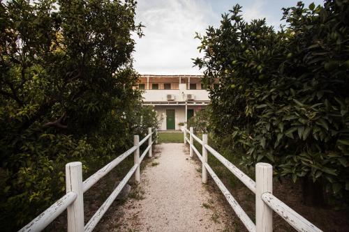 Hostal Masseria Macchia & Relais San Pio