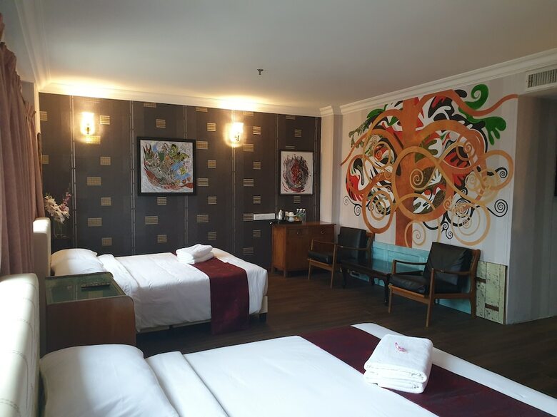 Fair Park Hotel